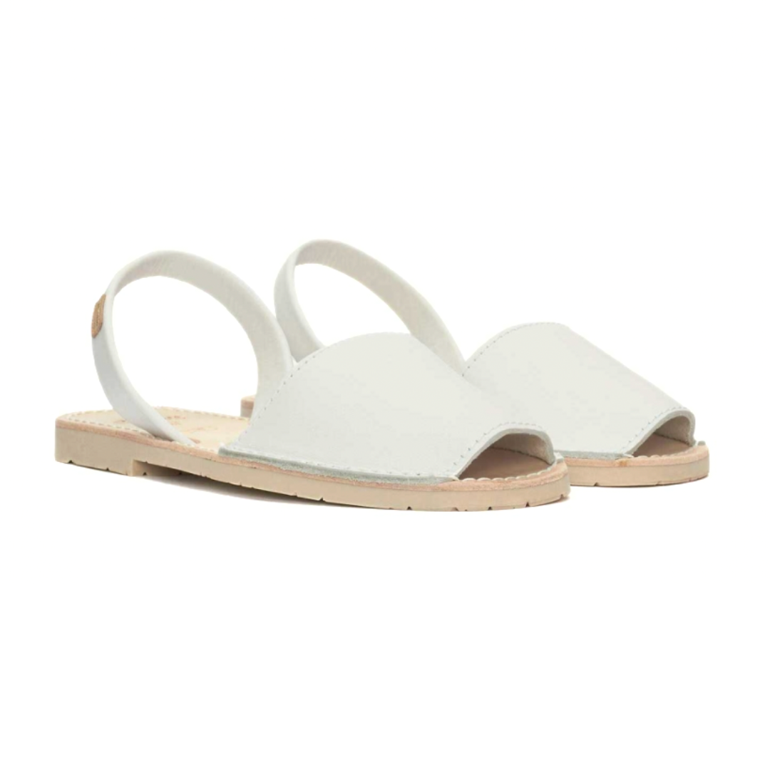 Flat Avarcas | White