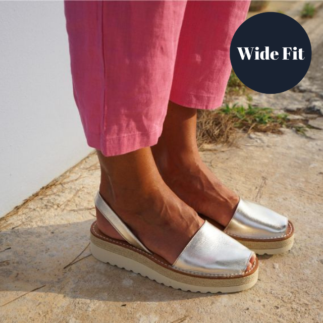 NEW extra comfortable padded inner soled WIDE FIT Platform Avarcas