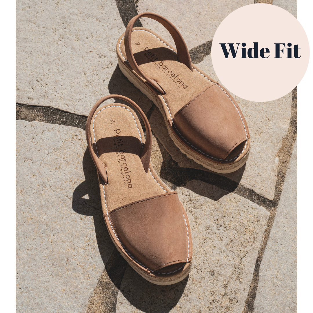 Wide Fit | Platform Avarcas | Tan (Padded)