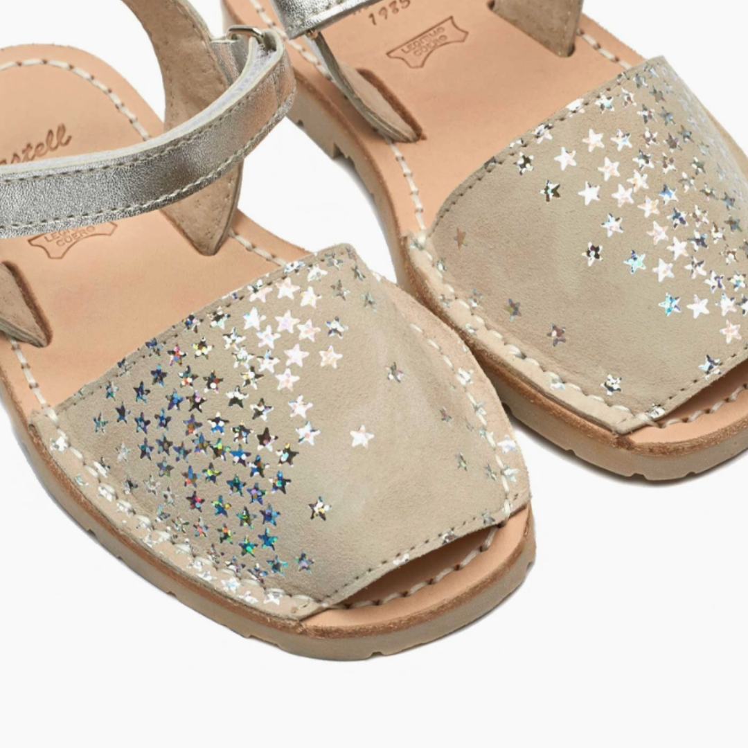 Kids | Flat Ankle Strap Avarcas | Beige Stars