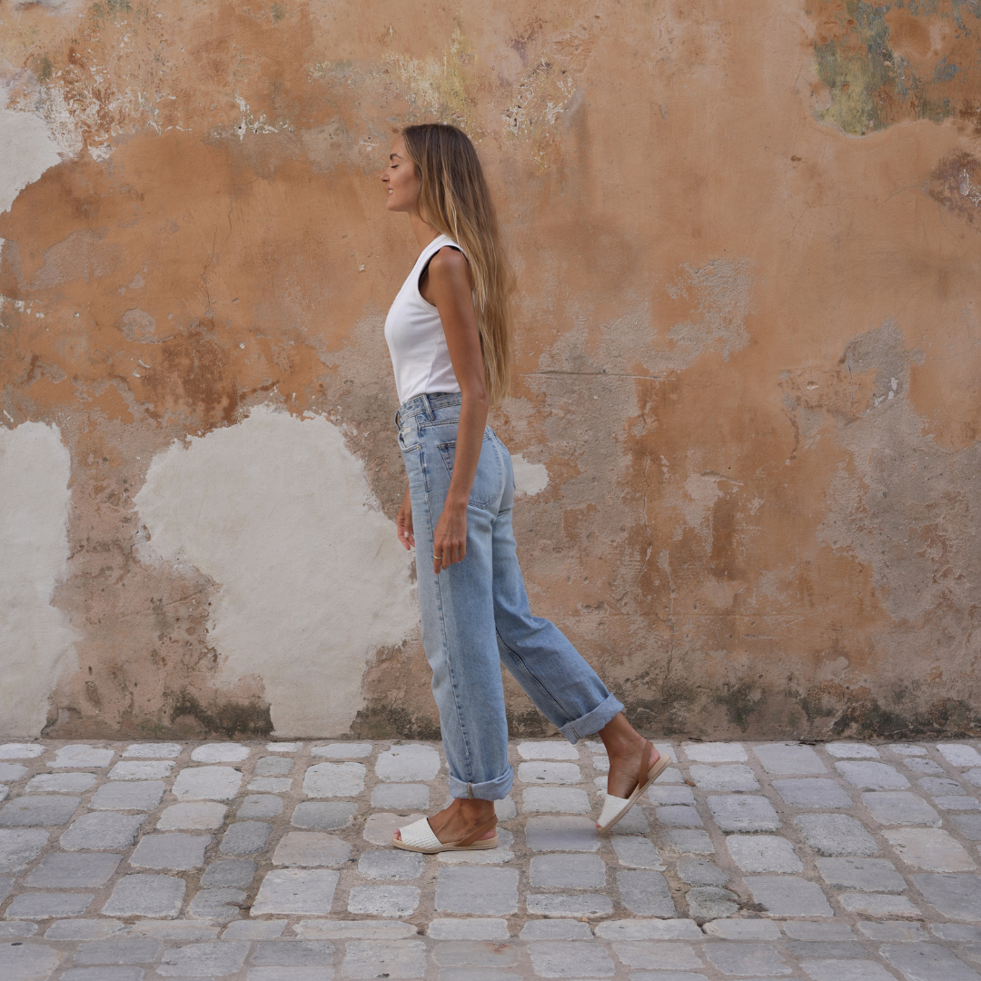 Flat Anatomical Avarcas | Raffia Cream Tan