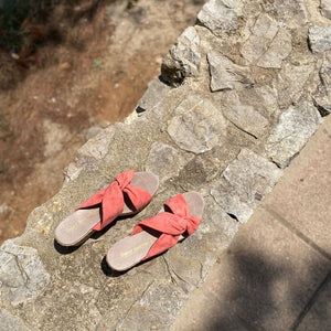 Wedges | Strawberry Knot