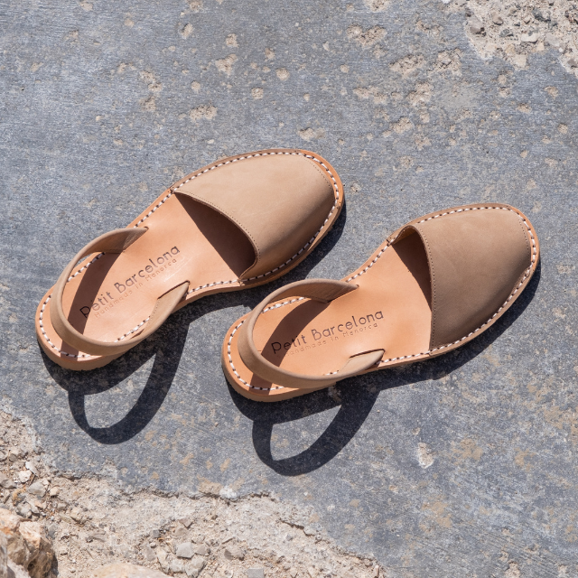 Wide fit 2025 menorcan sandals