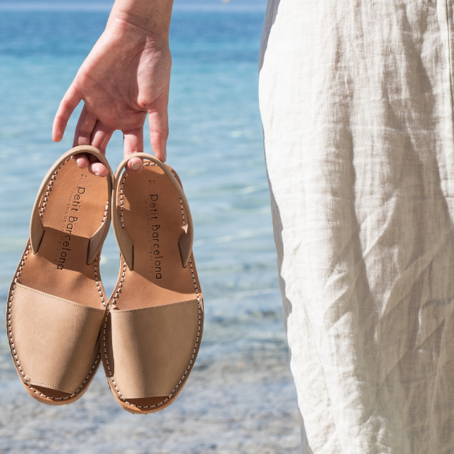 Wide fit best sale menorcan sandals